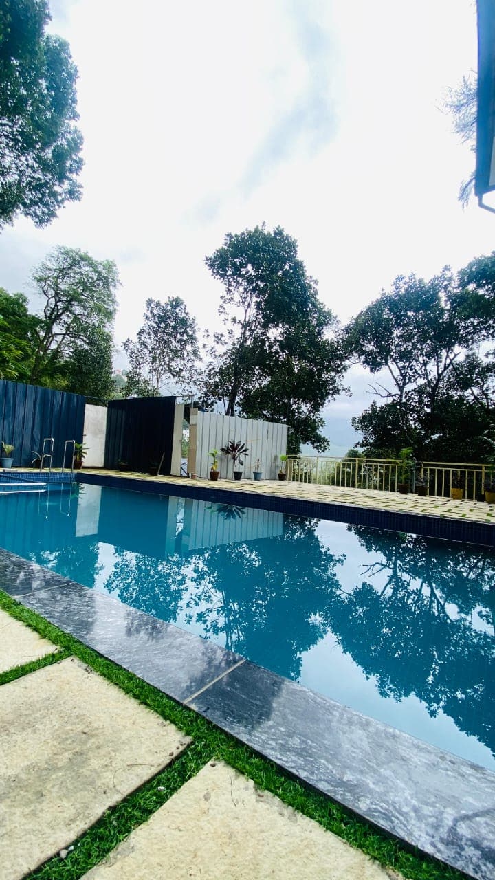 8BHK Private Pool Villa in Chinnakanal, Munnar | Group Stay