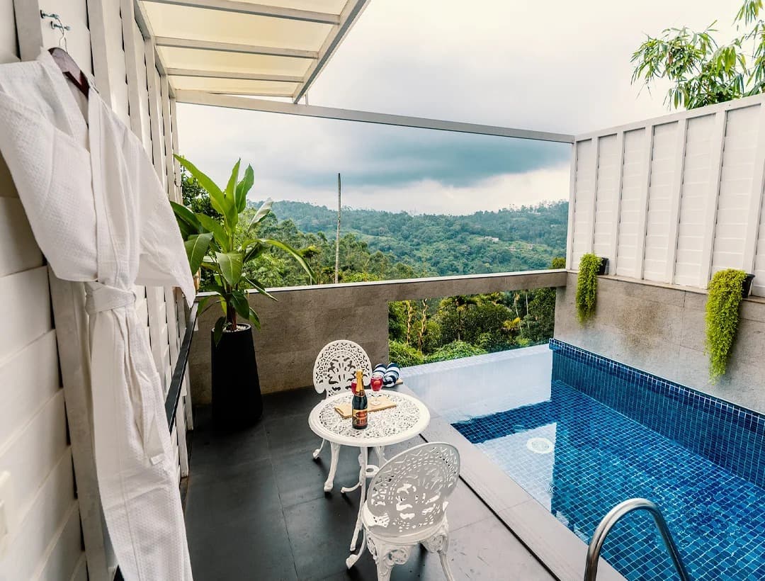 Private Honeymoon Pool Villa in Munnar | Couple Retreat
