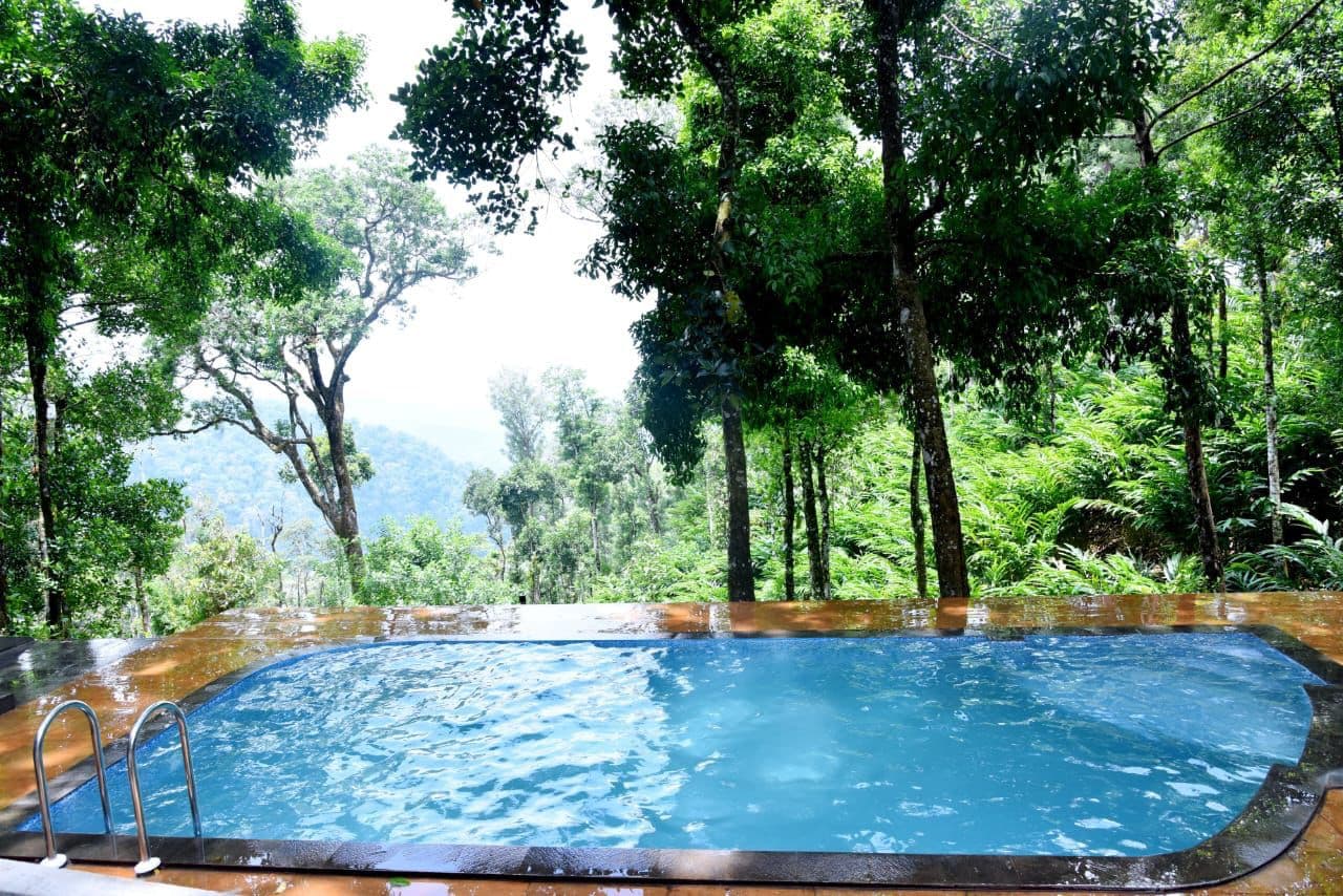 7 Bedroom Private Pool Resort in Pallivasal, Munnar