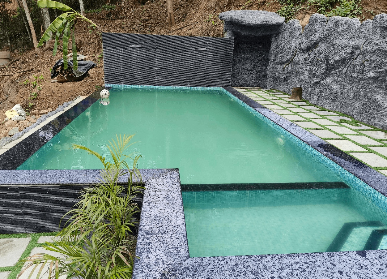 8 Bedroom Private Pool Stay in Sengulam, Munnar